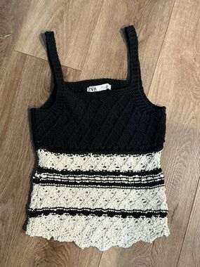 Zara Black Knit Cable Sweater